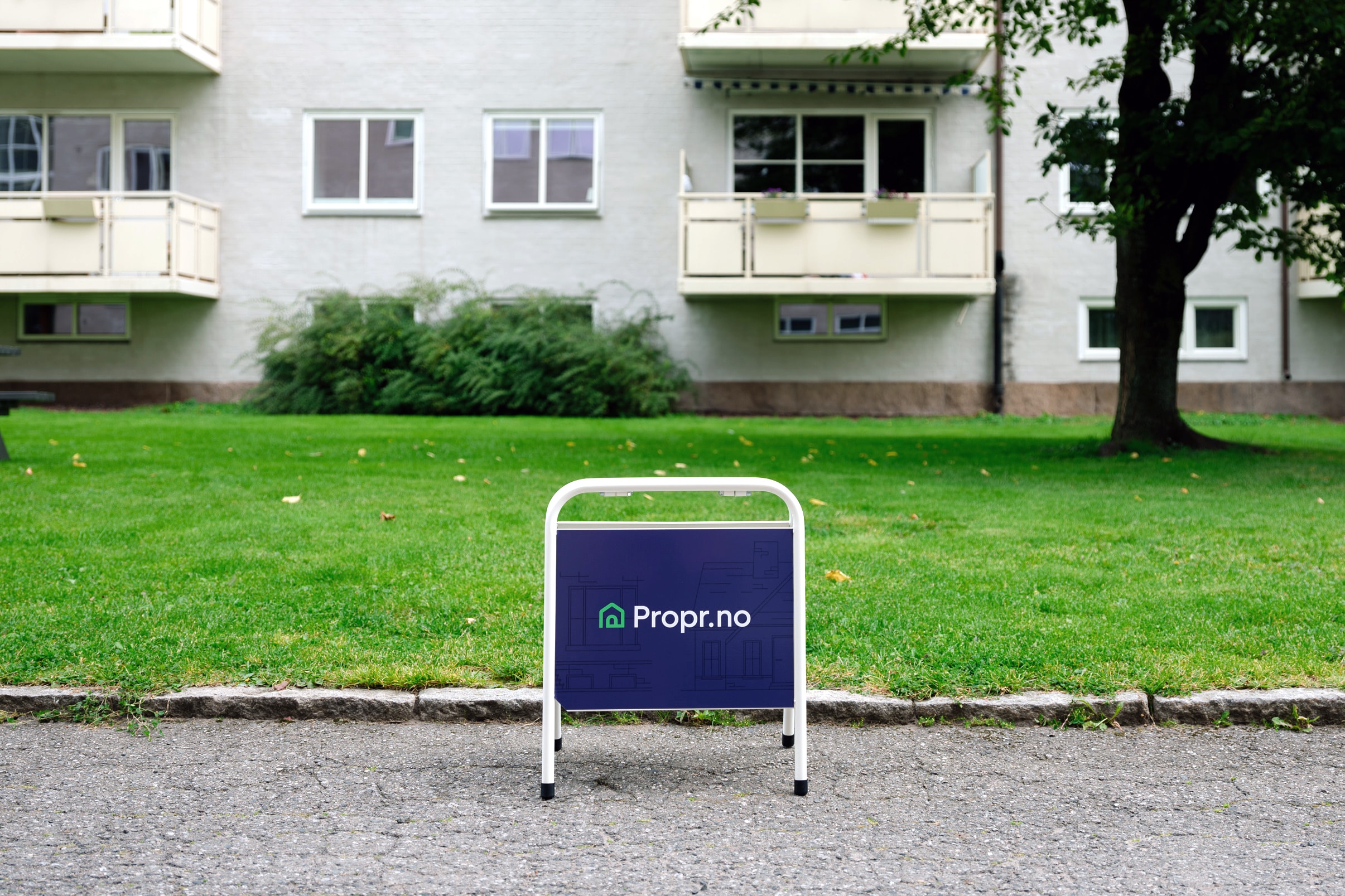 Propr-skilt utenfor en bolig
